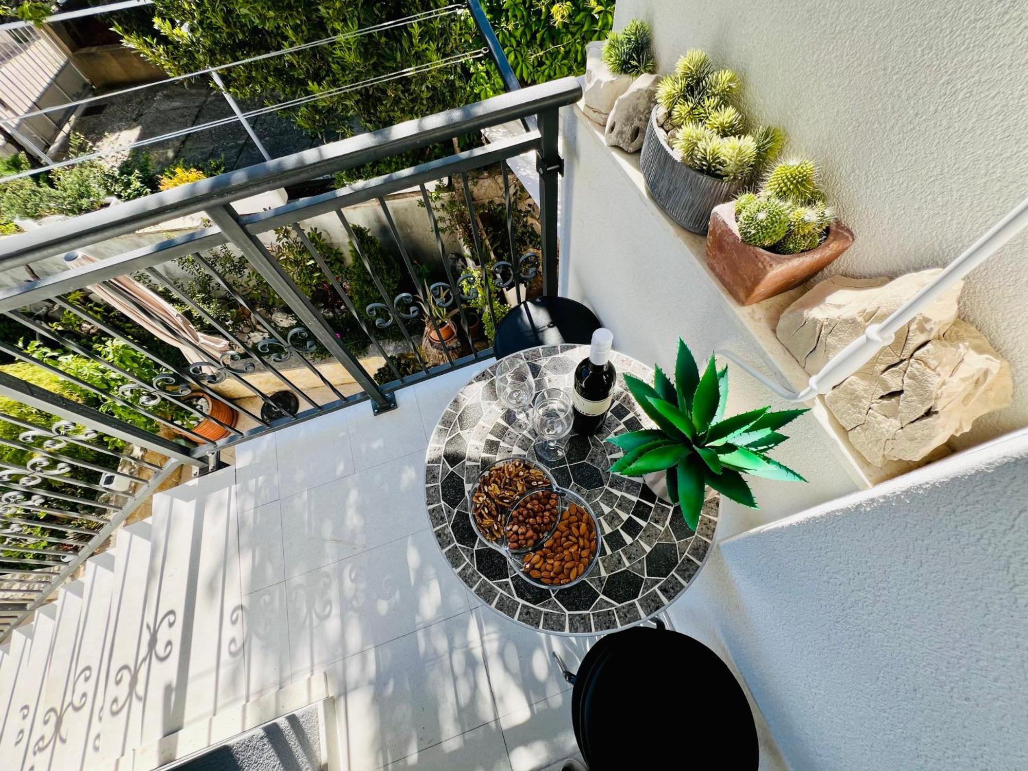 Apartment Sunny *